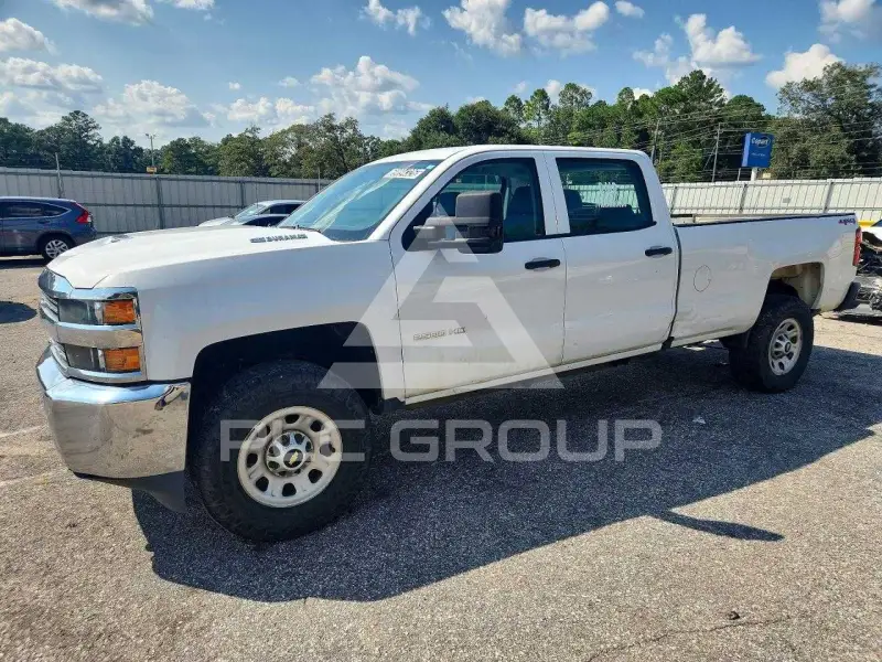 2017 Chevrolet Silverado фото