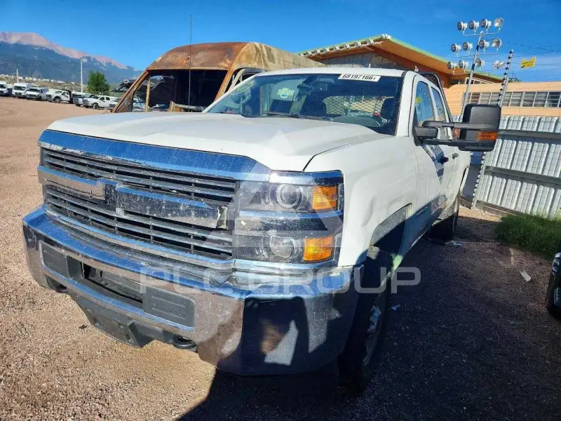 2017 Chevrolet Silverado фото