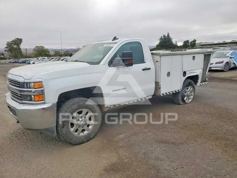 2017 Chevrolet Silverado фото