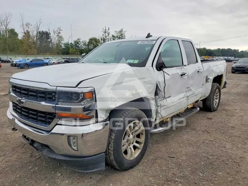 2017 Chevrolet Silverado фото