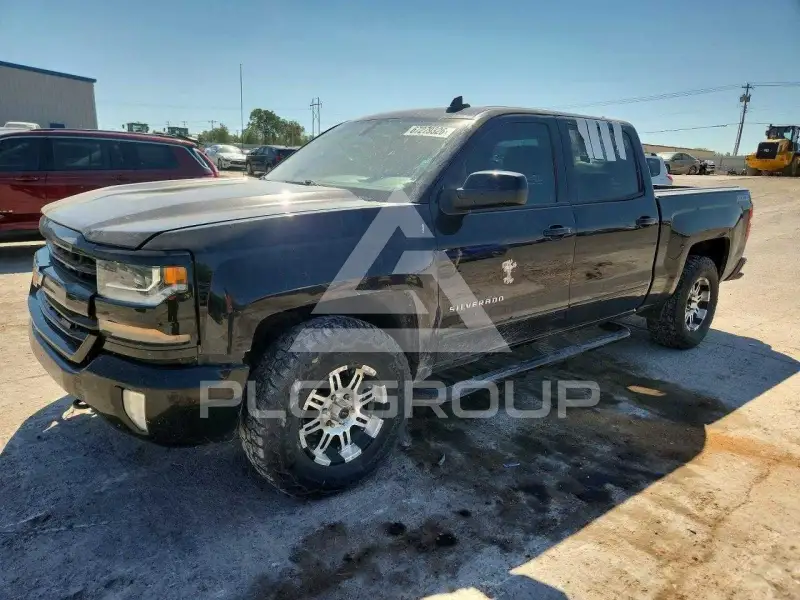 2017 Chevrolet Silverado фото