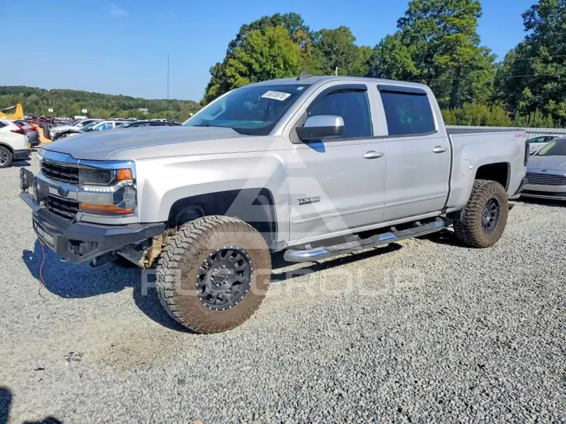 2017 Chevrolet Silverado photo