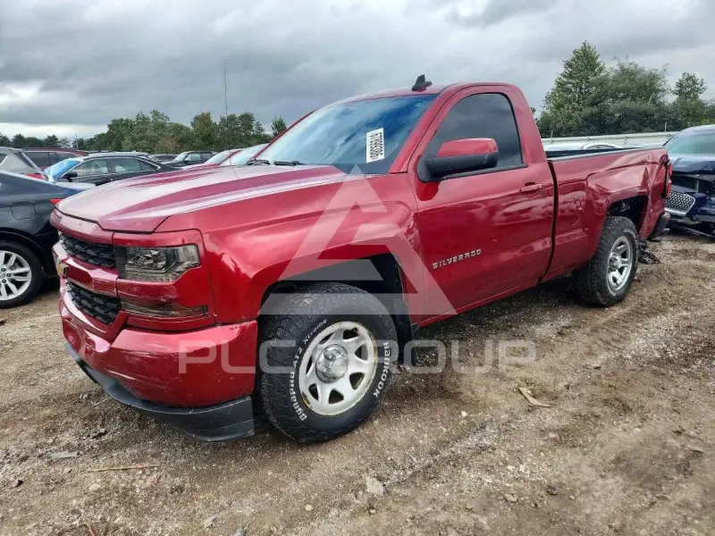 2017 Chevrolet Silverado photo