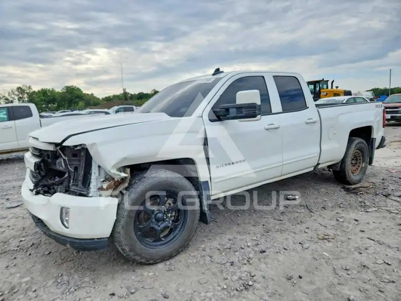 2017 Chevrolet Silverado фото