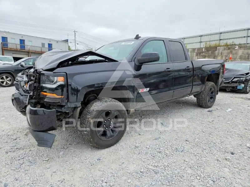2017 Chevrolet Silverado фото