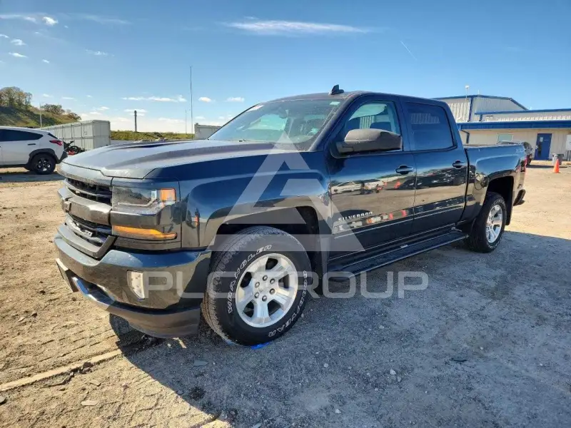 2017 Chevrolet Silverado фото