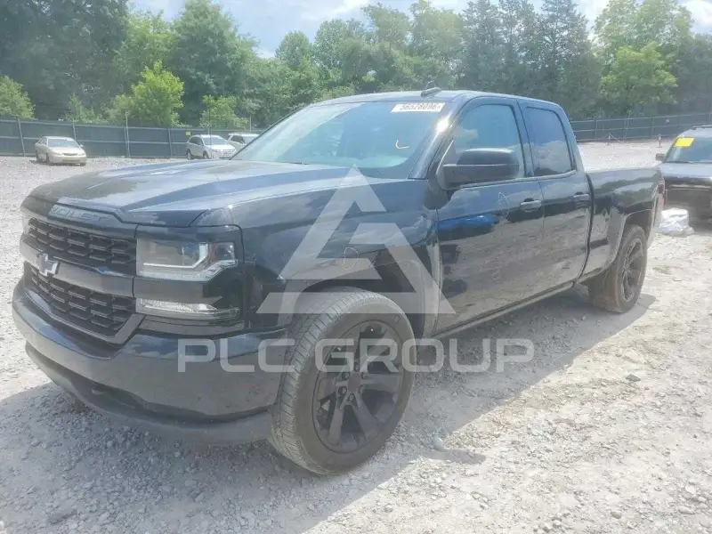 2017 Chevrolet Silverado фото
