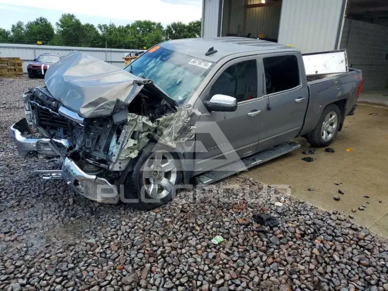 2017 Chevrolet Silverado photo