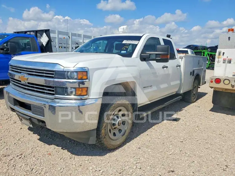 2017 Chevrolet Silverado фото