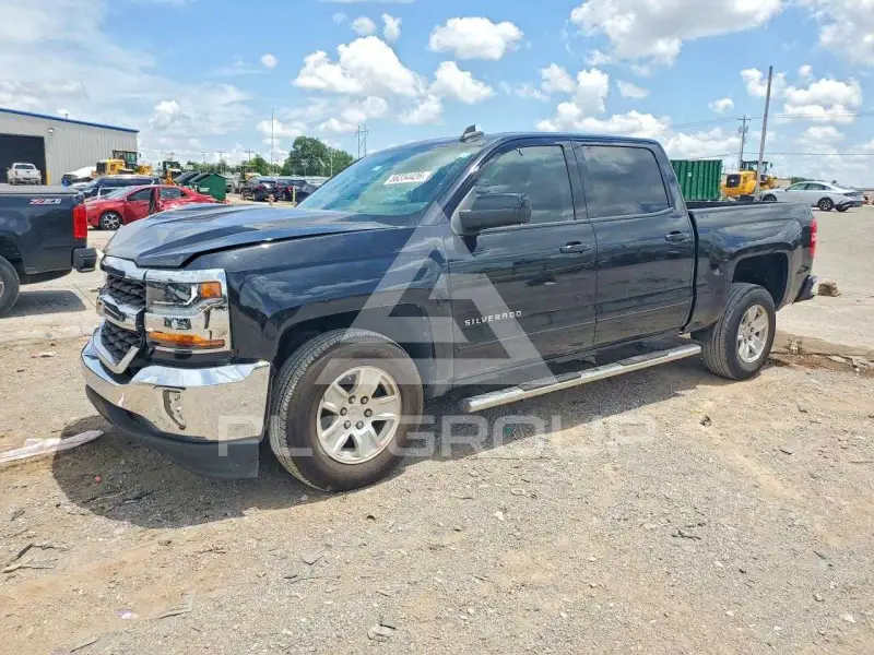 2017 Chevrolet Silverado photo