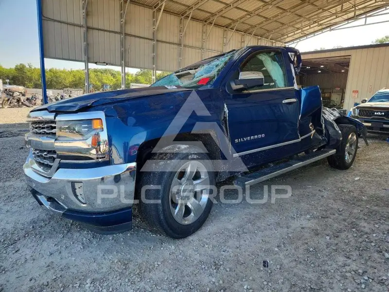 2017 Chevrolet Silverado photo