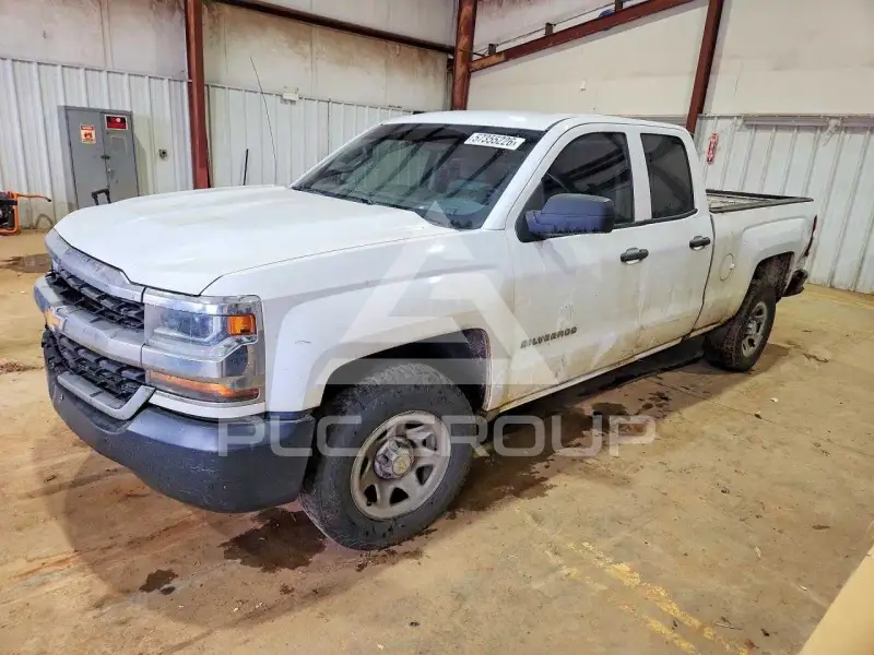 2017 Chevrolet Silverado photo