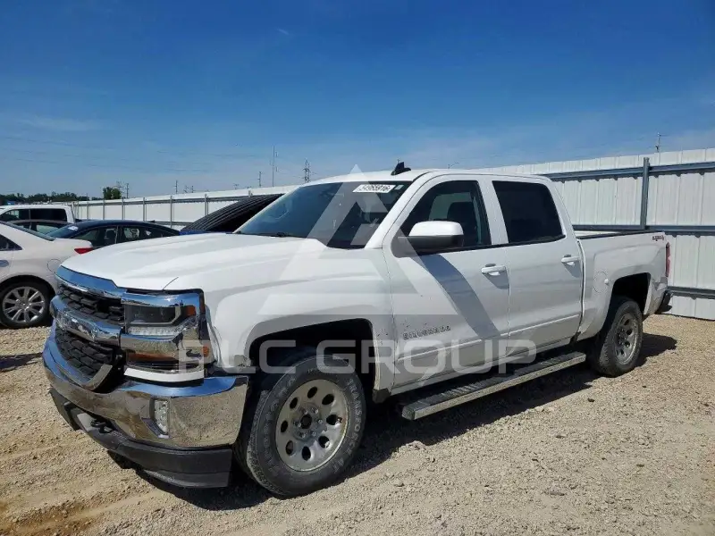 2017 Chevrolet Silverado фото