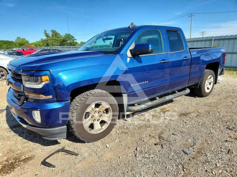 2017 Chevrolet Silverado фото
