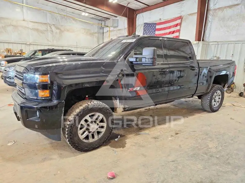 2017 Chevrolet Silverado фото