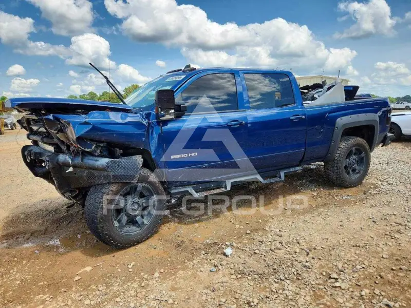 2017 Chevrolet Silverado фото