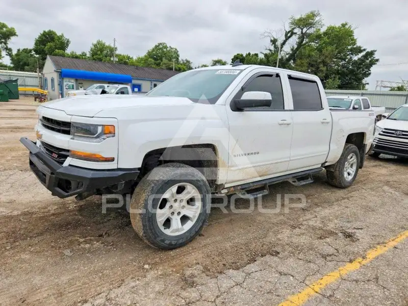 2017 Chevrolet Silverado фото