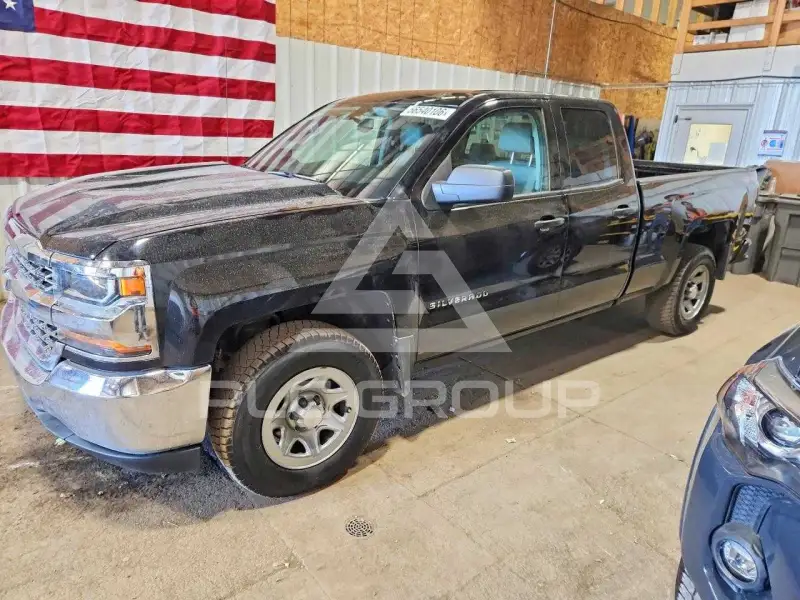 2017 Chevrolet Silverado фото