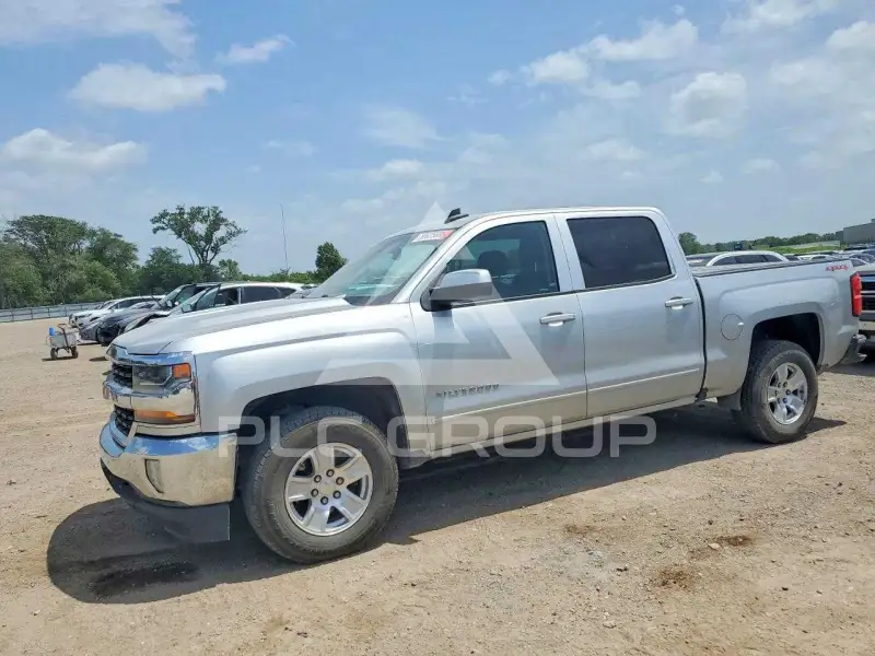 2017 Chevrolet Silverado photo