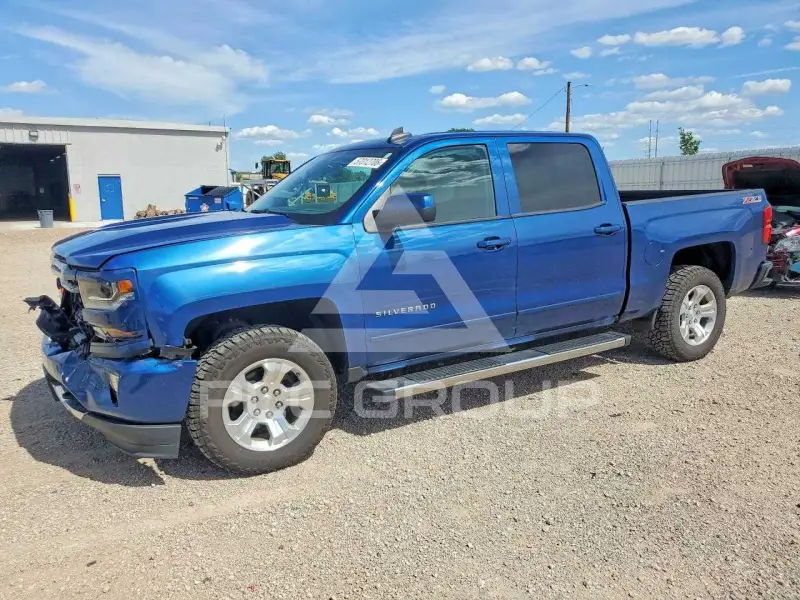2017 Chevrolet Silverado фото
