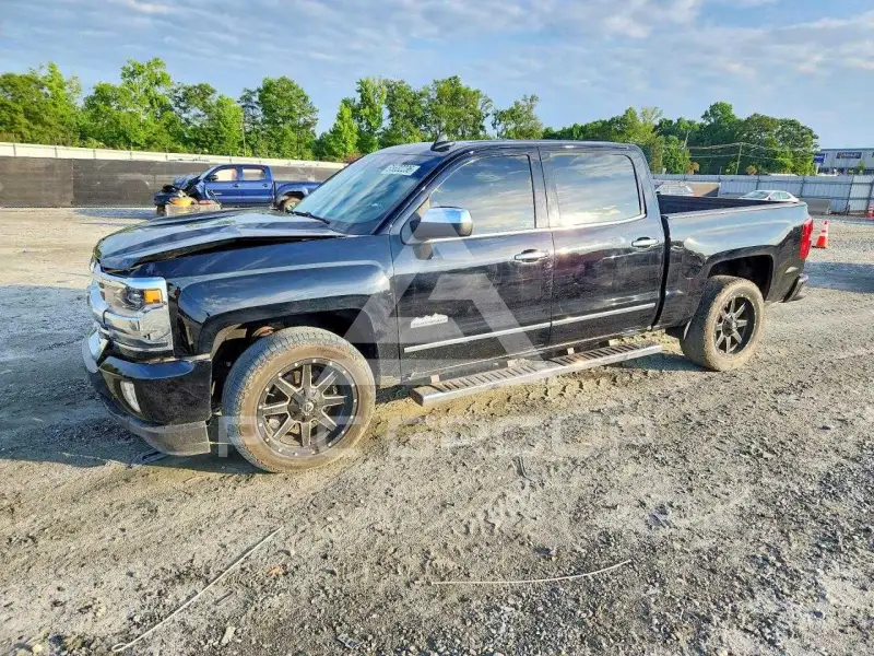 2017 Chevrolet Silverado фото