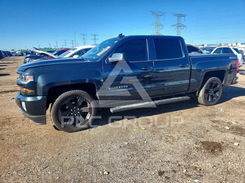 2017 Chevrolet Silverado фото
