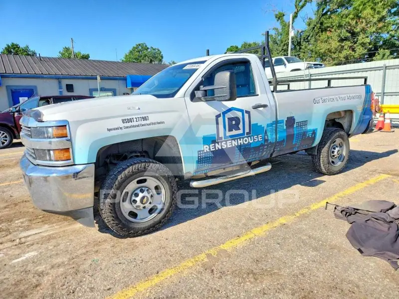 2017 Chevrolet Silverado фото