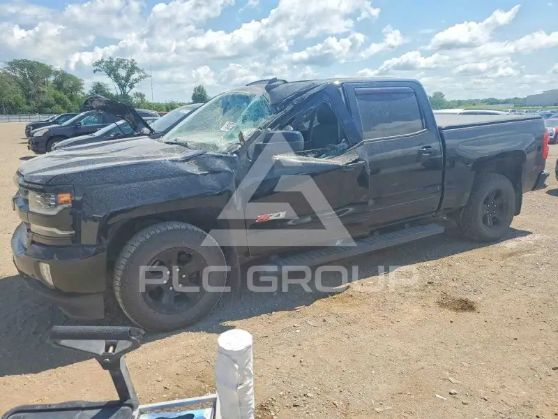 2017 Chevrolet Silverado photo