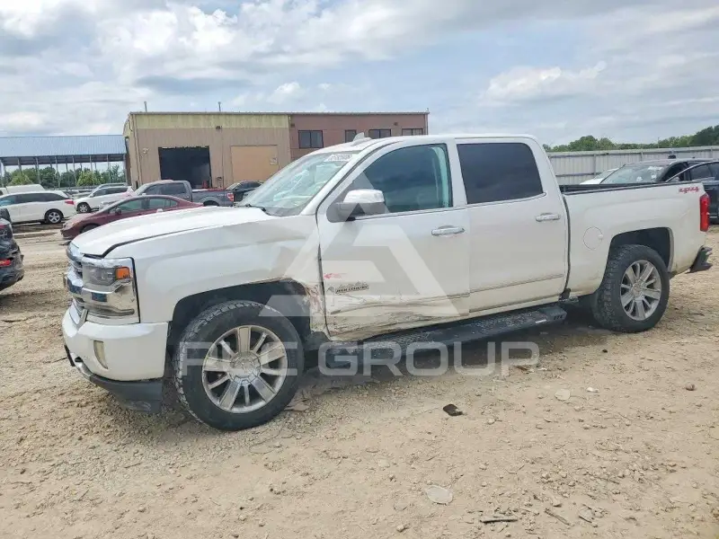 2017 Chevrolet Silverado фото