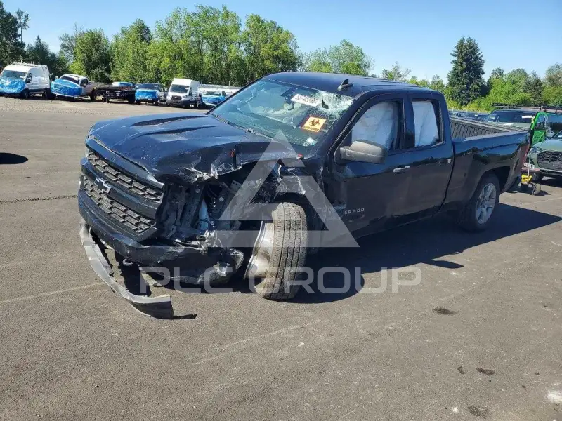 2017 Chevrolet Silverado фото