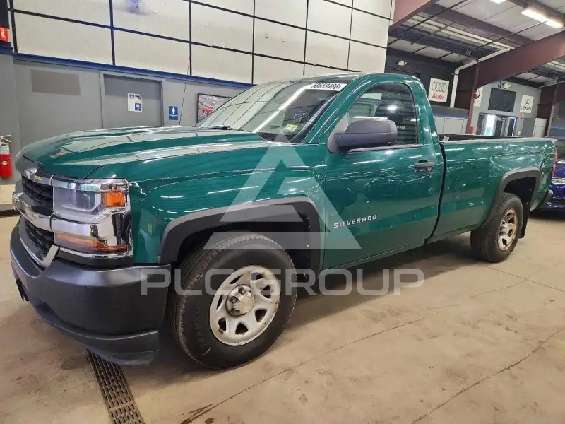 2017 Chevrolet Silverado photo