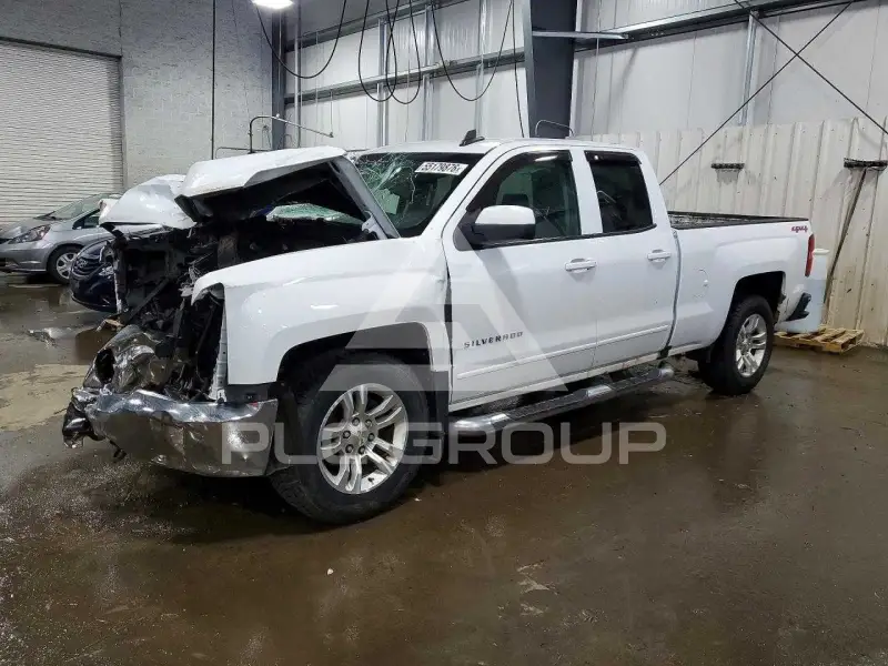 2017 Chevrolet Silverado photo
