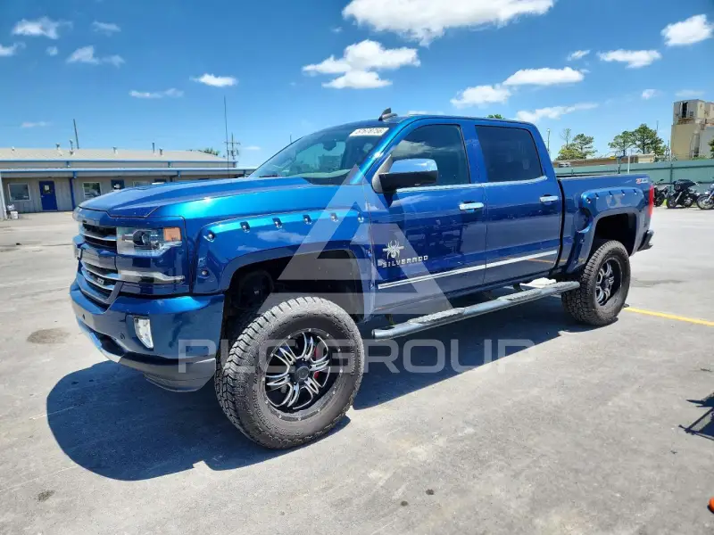2017 Chevrolet Silverado photo