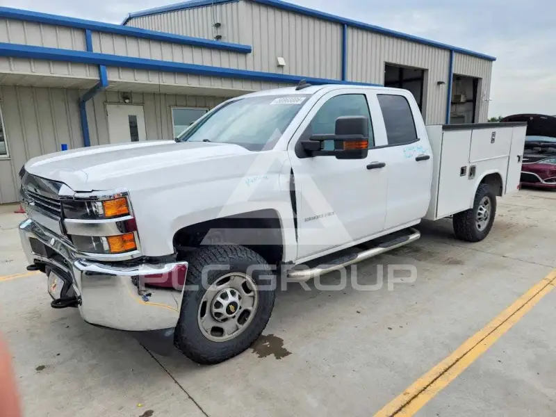 2017 Chevrolet Silverado photo