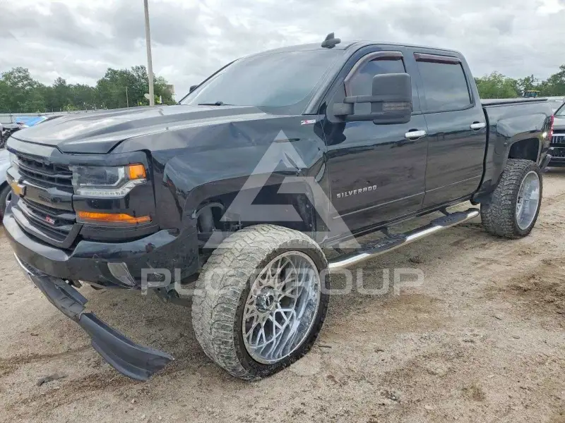 2017 Chevrolet Silverado фото
