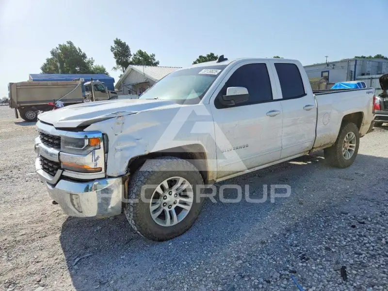 2017 Chevrolet Silverado фото