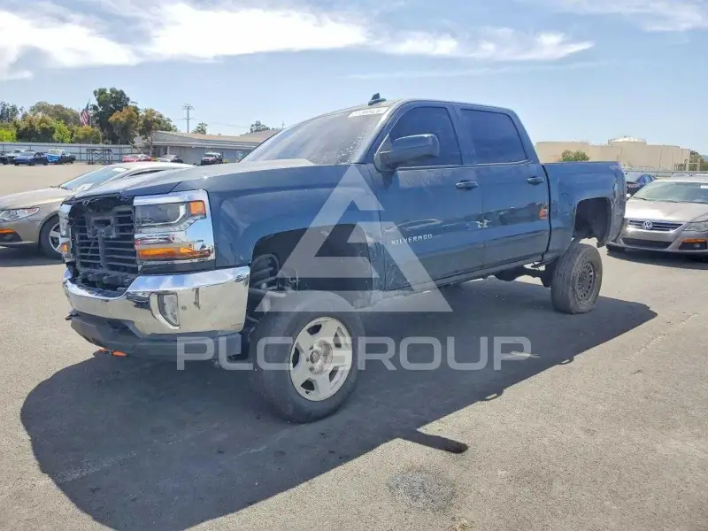 2017 Chevrolet Silverado photo