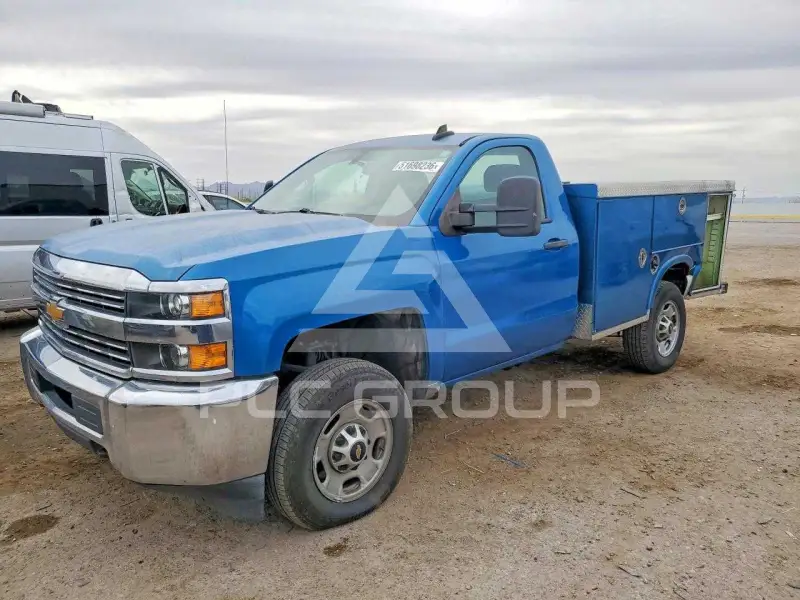 2017 Chevrolet Silverado фото