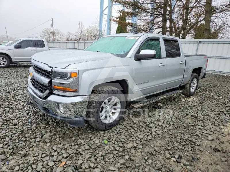 2017 Chevrolet Silverado фото