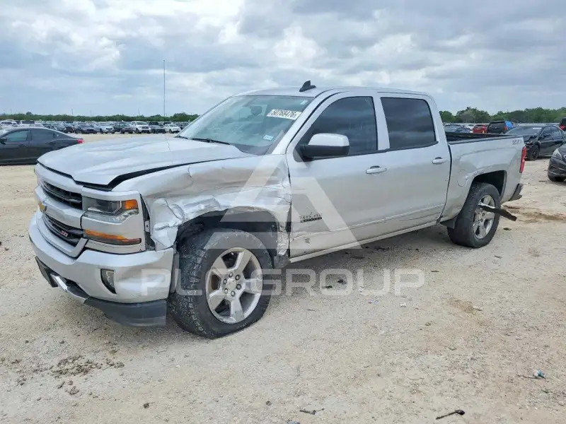 2017 Chevrolet Silverado photo