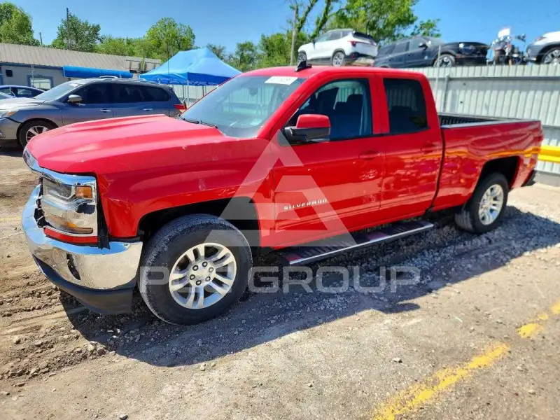 2017 Chevrolet Silverado фото