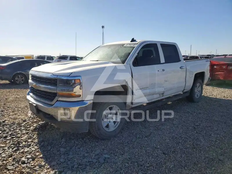 2017 Chevrolet Silverado photo