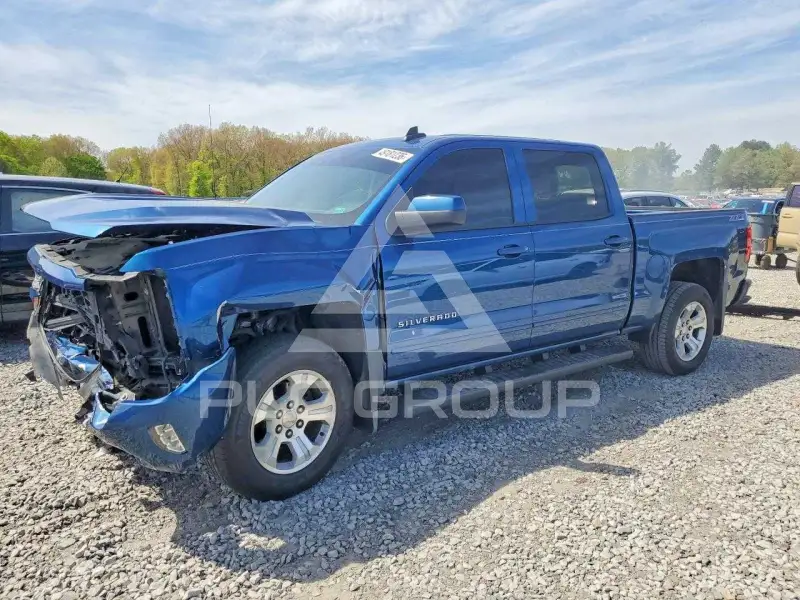2017 Chevrolet Silverado photo