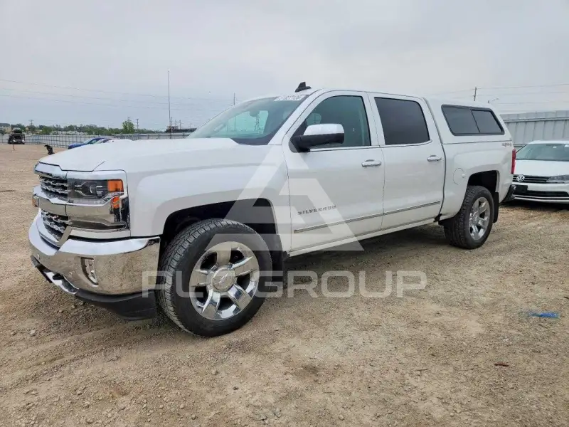 2017 Chevrolet Silverado photo