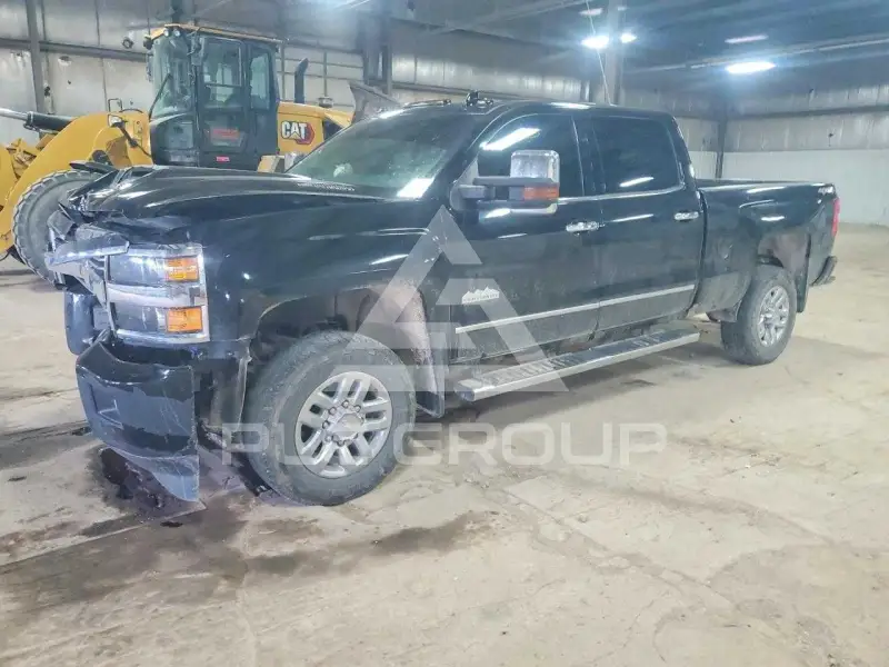 2017 Chevrolet Silverado фото