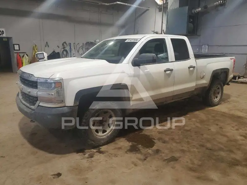 2017 Chevrolet Silverado photo