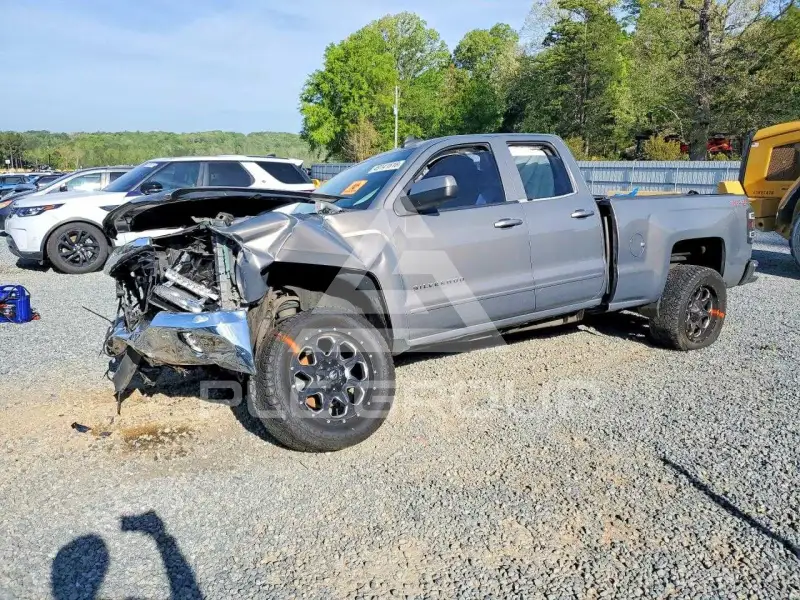2017 Chevrolet Silverado фото