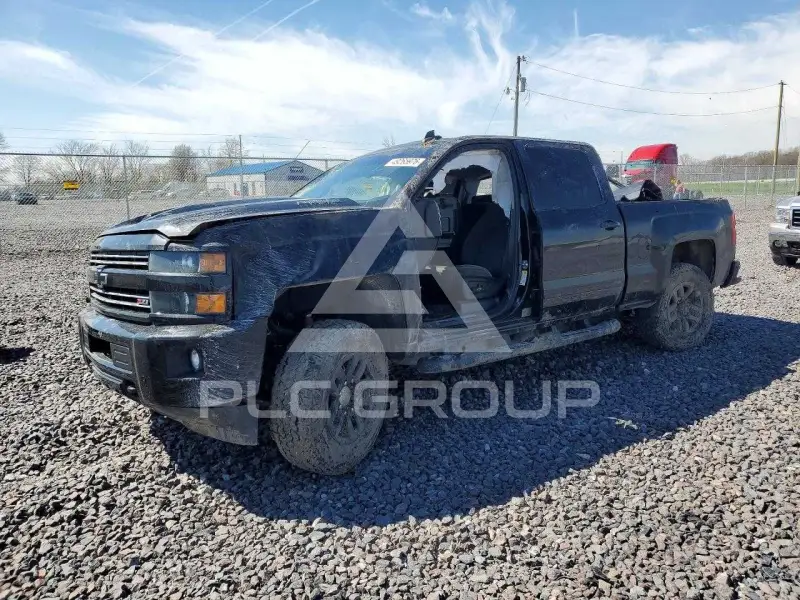 2017 Chevrolet Silverado фото