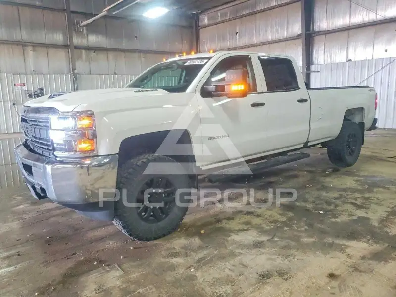 2017 Chevrolet Silverado photo