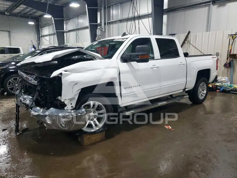 2017 Chevrolet Silverado фото